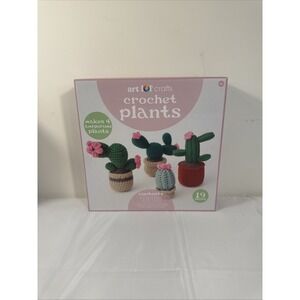 Art 101 Crafts Crochet Plants Makes 4 Amigurumi Cactus Sealed Package